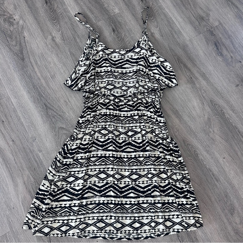Mudd Black and White Geometric Mini Dress